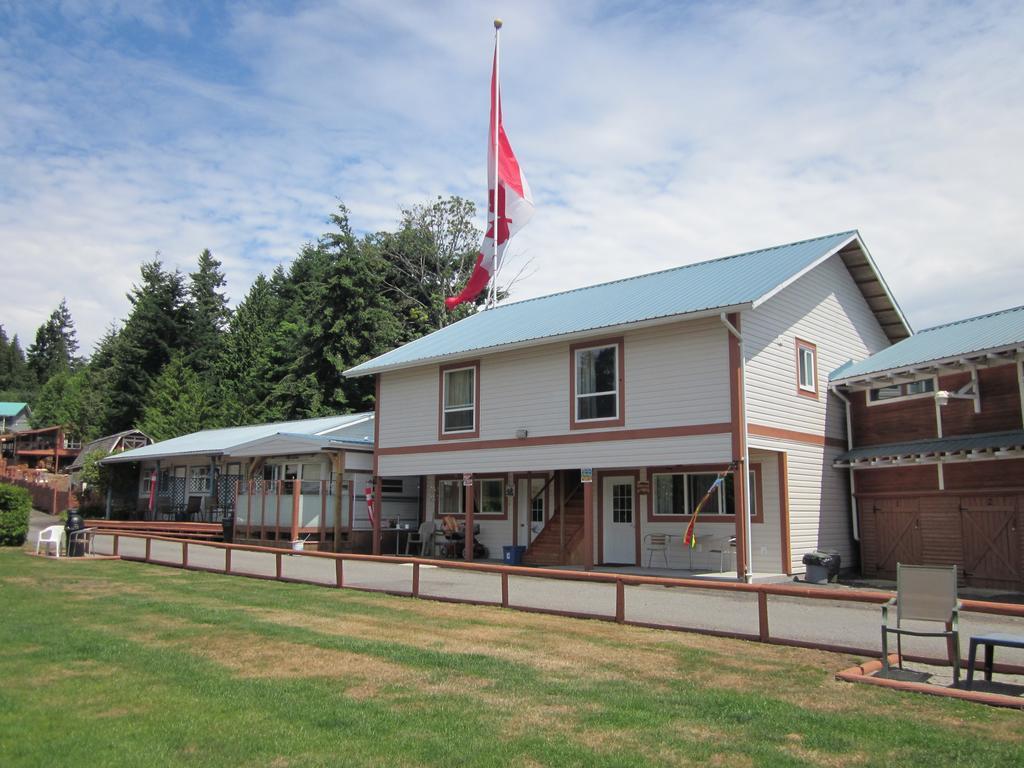 Oceanside Resort Powell River Exterior photo
